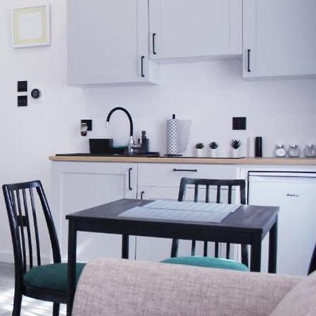 Apartament Z Historia يلينيا غورا المظهر الخارجي الصورة