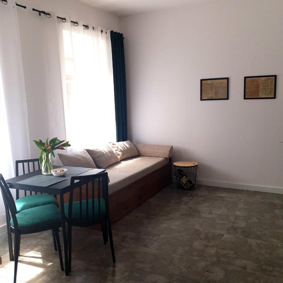 Apartament Z Historia يلينيا غورا المظهر الخارجي الصورة
