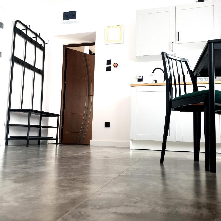 Apartament Z Historia يلينيا غورا المظهر الخارجي الصورة