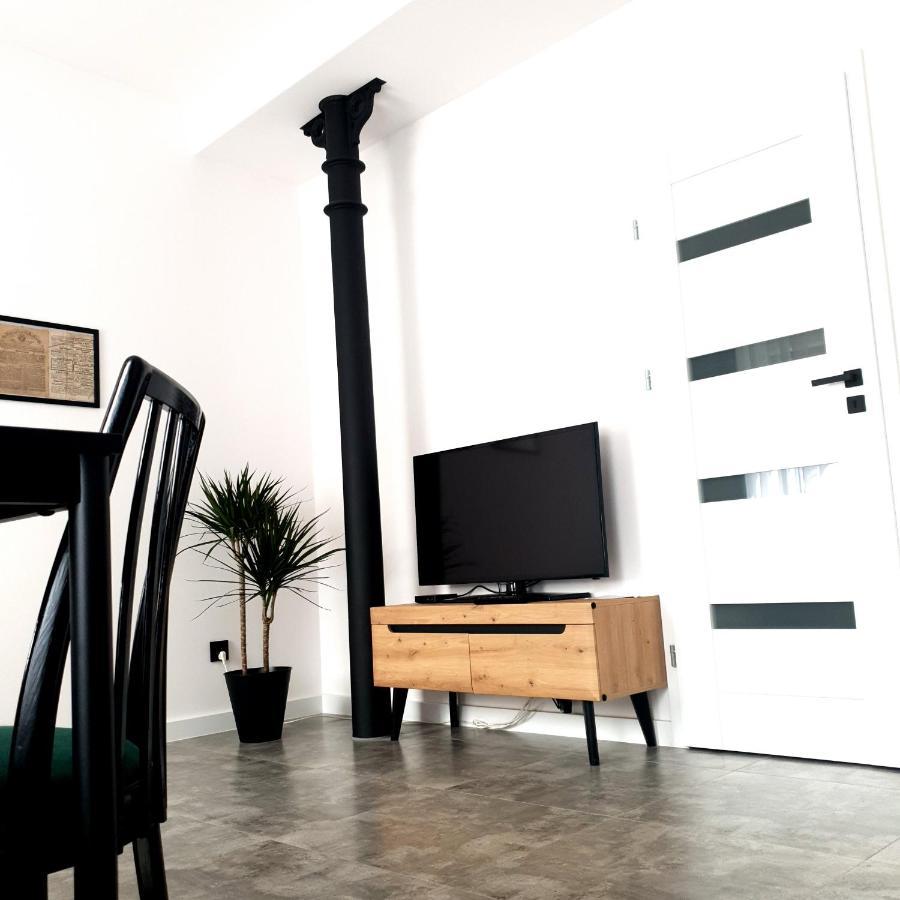 Apartament Z Historia يلينيا غورا المظهر الخارجي الصورة