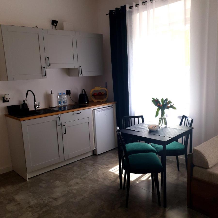 Apartament Z Historia يلينيا غورا المظهر الخارجي الصورة